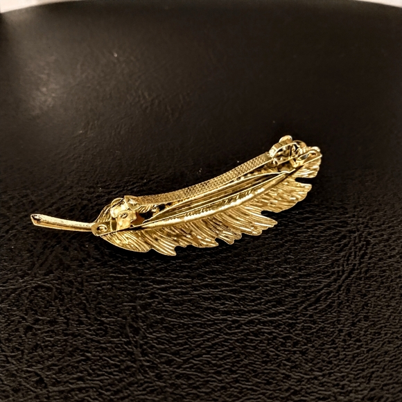 Feather barrette - Picture 3 of 4